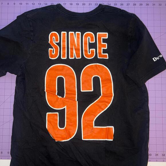 Dutch Bros Vintage Tee - Black & Orange Beavers Men’s XL? - Picture 2 of 2